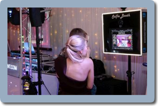 Selfie Booth Wedding